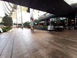 Beach Road (D7), Retail #474540101